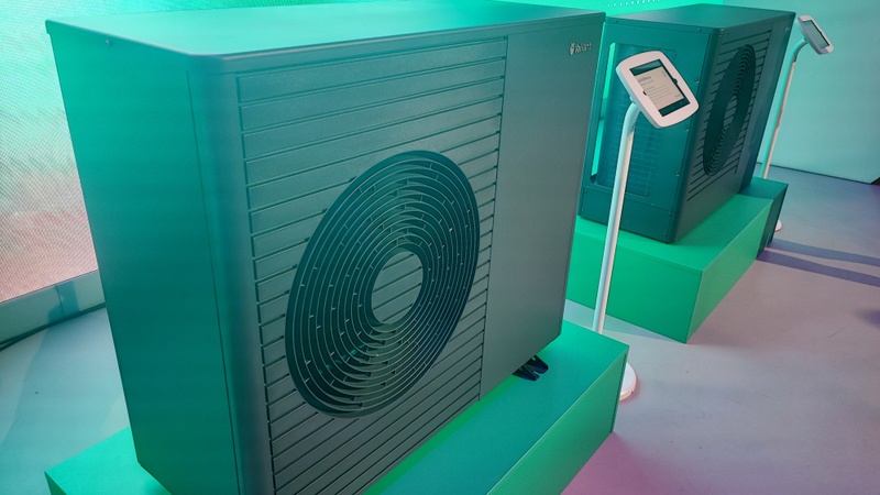 Afbeeldingslocatie: https://tweakers.net/i/heclq8mu99LmHvAkrsw3rKiuYSM=/800x/filters:strip_icc():strip_exif()/f/image/K84ddM66PAfdvkKYma6hy7NU.jpg?f=fotoalbum_large