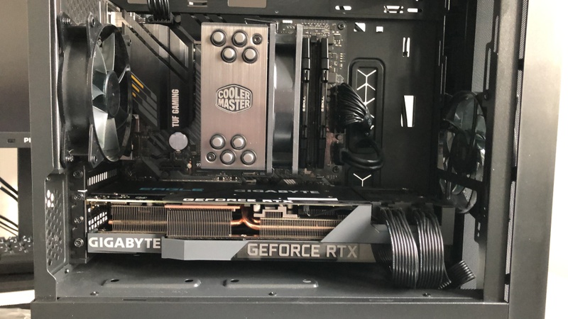 Afbeeldingslocatie: https://tweakers.net/i/hfEiAsB_xOnlJPvfQ05EkbgANxg=/800x/filters:strip_icc():strip_exif()/f/image/hmcDfYFuSWUD9le3byByFrs8.jpg?f=fotoalbum_large