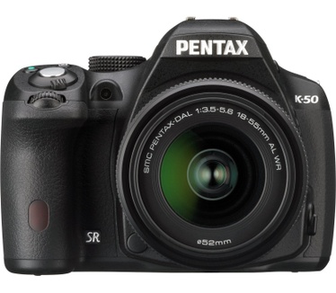 Pentax K-50 + DAL 18-55 WR + 50-200 WR