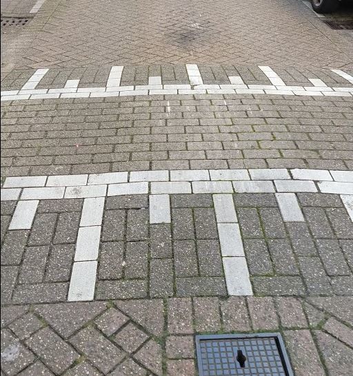 Afbeeldingslocatie: https://tweakers.net/i/hg6Y4cXN7DjoZLCza1JgH_T76N0=/full-fit-in/4920x3264/filters:max_bytes(3145728):no_upscale():strip_icc():fill(white):strip_exif()/f/image/LvflficwaxSp8s9ZBKNsjXRt.jpg?f=user_large