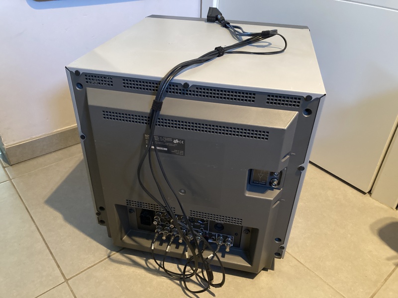 Afbeeldingslocatie: https://tweakers.net/i/hi9-XF_1P8-BlDf0T4KyhJNlbmg=/800x/filters:strip_icc():strip_exif()/f/image/wYjZEKAszD8Cfg9OnZB5UgnJ.jpg?f=fotoalbum_large