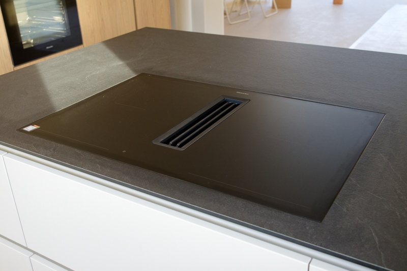 Afbeeldingslocatie: https://tweakers.net/i/hih4AQ4ZYLw8r93ZF5YGw3RQDtk=/800x/filters:strip_icc():strip_exif()/f/image/vhVW1iE0dSioiuzwayJ4fQQ5.jpg?f=fotoalbum_large