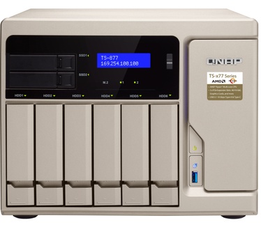 QNAP TS-877 (Ryzen 7-1700, 16GB ram)