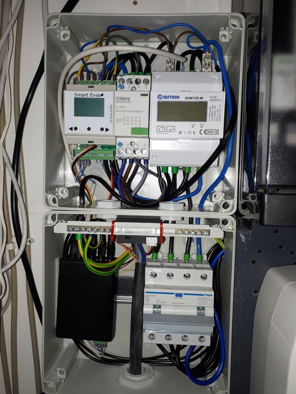 Afbeeldingslocatie: https://tweakers.net/i/hizRA9c0lmvAoQd5_gSROT5e1jo=/x800/filters:strip_icc():strip_exif()/f/image/XFbssF1eJQrEfBeRZyjuC5i8.jpg?f=fotoalbum_large