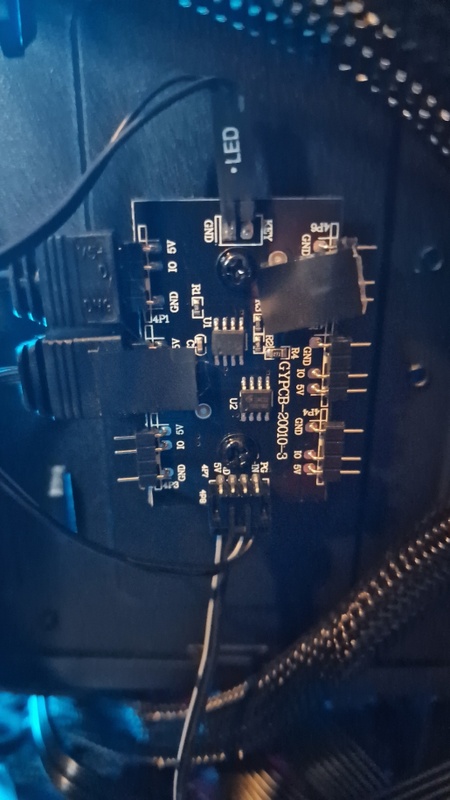 Afbeeldingslocatie: https://tweakers.net/i/hmSoVLb0OXvtqw6It40GTiO0dB4=/x800/filters:strip_icc():strip_exif()/f/image/zwC9vqmsNqFrBSOLkg2AvYbc.jpg?f=fotoalbum_large