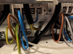 Afbeeldingslocatie: https://tweakers.net/i/hpXEVhlPtFNkEkqmo1fLP8HECgE=/234x176/filters:strip_icc():strip_exif()/f/image/3a9zbRXu62TGyPmJKaSz094O.jpg?f=fotoalbum_medium