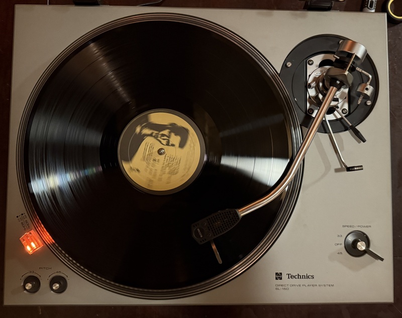 Afbeeldingslocatie: https://tweakers.net/i/hq9W8KhJX6SPgYBEMhjEPS1brW0=/800x/filters:strip_icc():strip_exif()/f/image/JhHUvgHgZyrDvQcN05MbQaph.jpg?f=fotoalbum_large