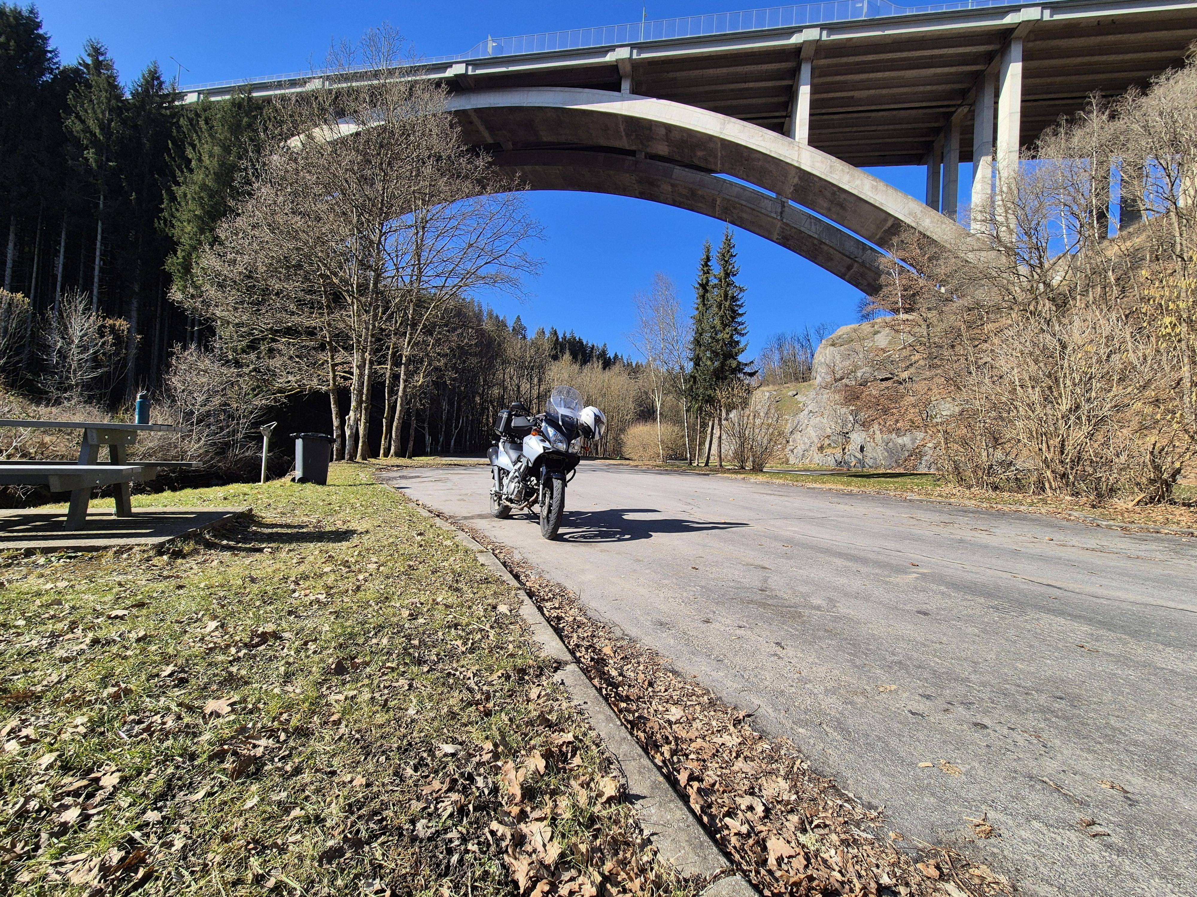 Afbeeldingslocatie: https://tweakers.net/i/hsCiK-nnVaYjuTrXH-TKwWOxMpI=/fit-in/4920x3264/filters:max_bytes(3145728):no_upscale():strip_icc():strip_exif()/f/image/5yIjUghyjGKMz27QZZknjc2p.jpg?f=user_large