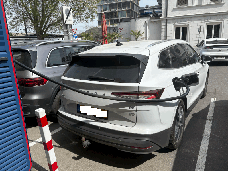 Afbeeldingslocatie: https://tweakers.net/i/ht16hSqGrke0b_thRJ2Ih5xjujo=/800x/filters:gifsicle():strip_exif()/f/image/ys50KnZpCm4URvFMLVHs4rmk.gif?f=fotoalbum_large