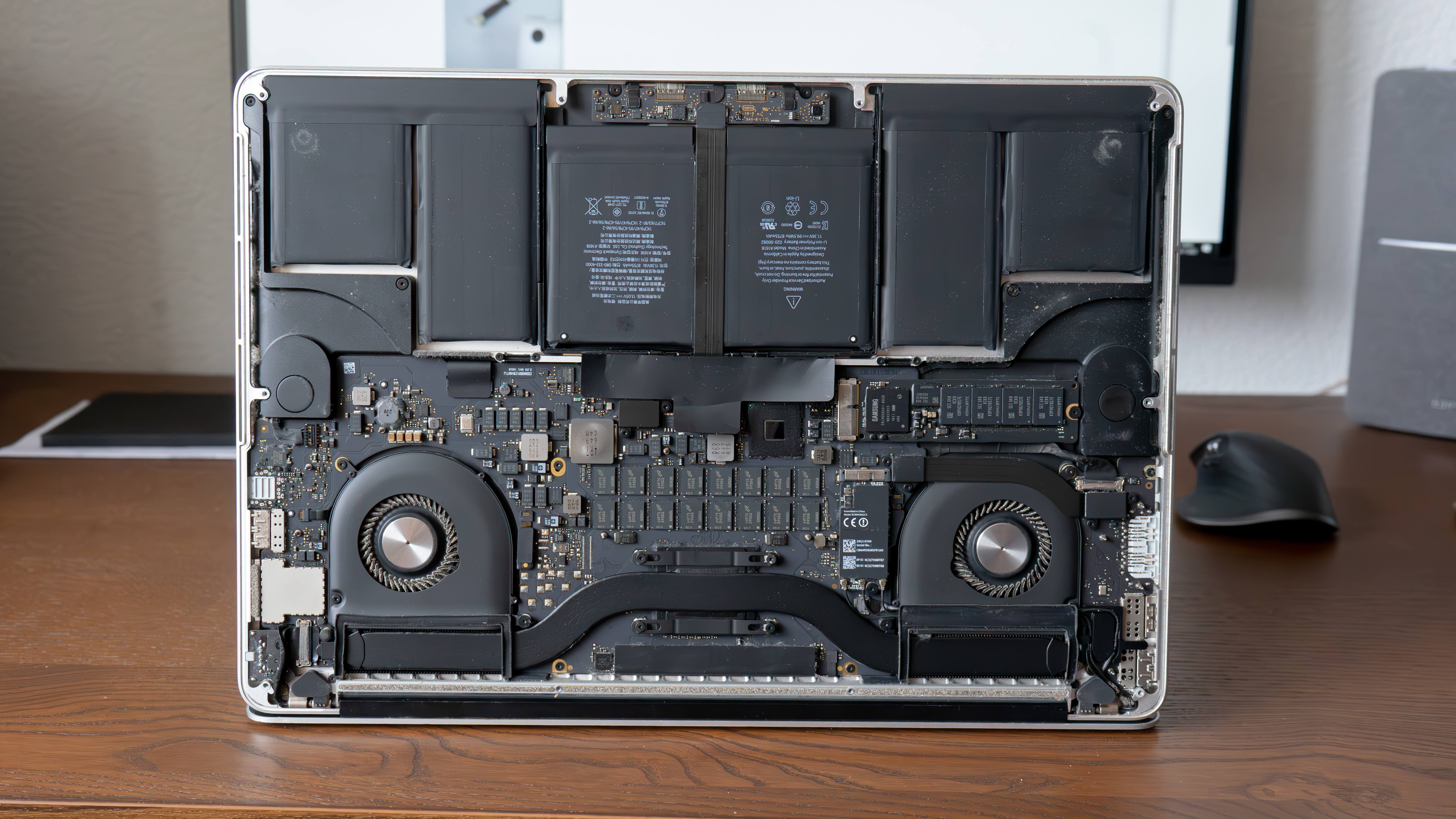 MacBook Pro gaat maar op 1 manier aan Macs en software GoT