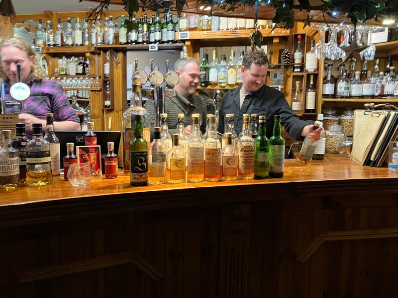 Afbeeldingslocatie: https://tweakers.net/i/hyxlnyjhEm3oqK1P5xJIh5e3r4w=/800x/filters:strip_icc():strip_exif()/f/image/qh582sQrvwUFuQyhDcA7tXSX.jpg?f=fotoalbum_large