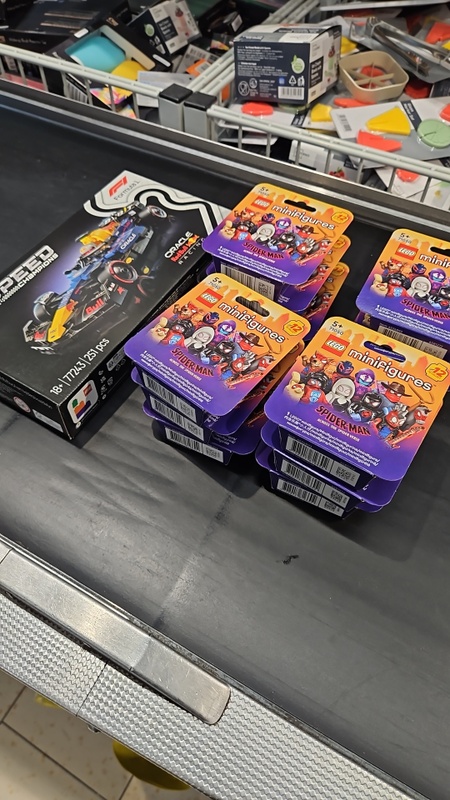 Afbeeldingslocatie: https://tweakers.net/i/i4Mq5rxPTEXP_2yH8gX-nKJedY4=/x800/filters:strip_icc():strip_exif()/f/image/2lNBIhnYfoMhXVyO551o15Rl.jpg?f=fotoalbum_large