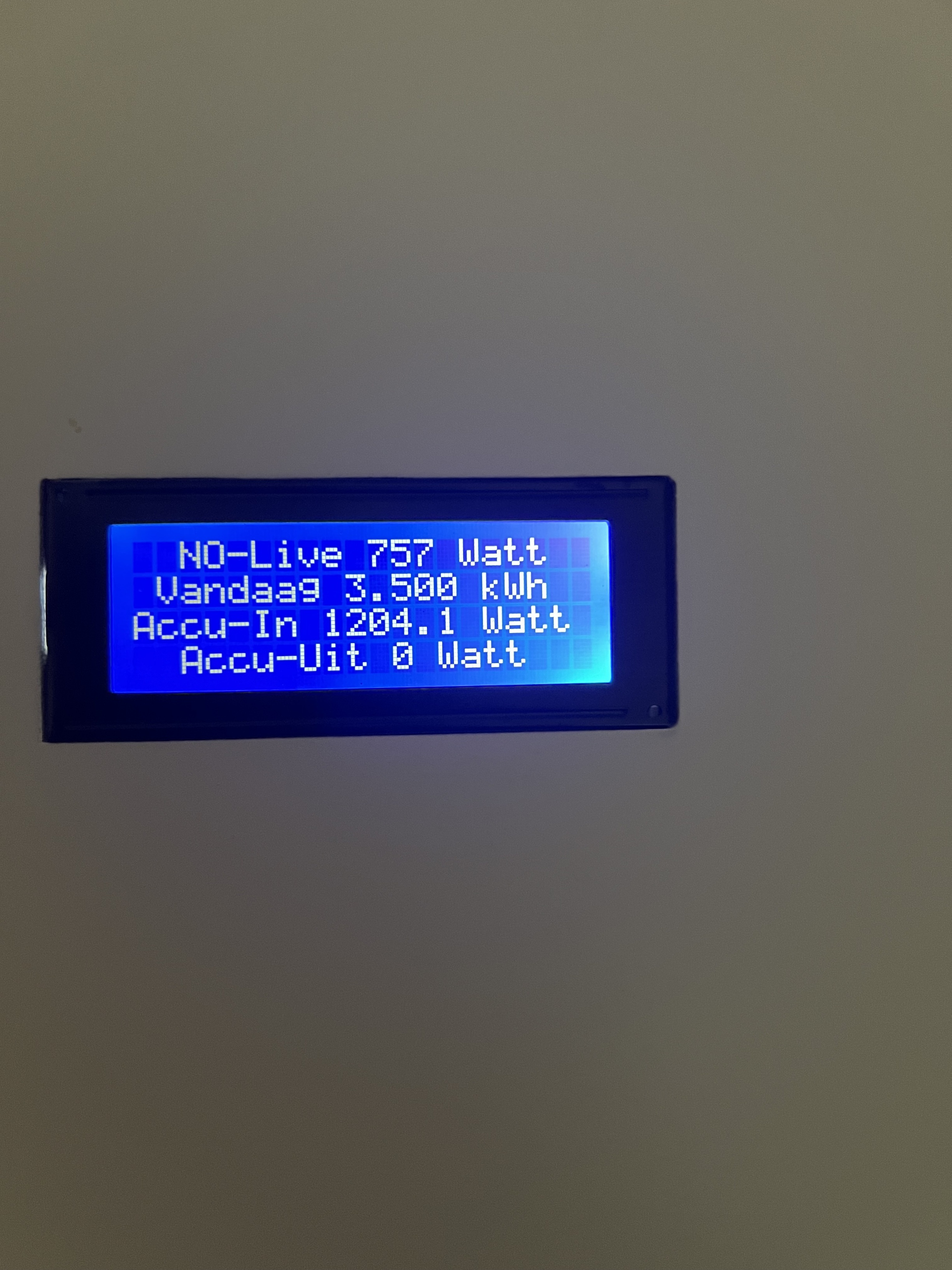 Afbeeldingslocatie: https://tweakers.net/i/i4SB1LM_GGjTjSE6BahabCjWs_s=/fit-in/4920x3264/filters:max_bytes(3145728):no_upscale():strip_icc():strip_exif()/f/image/F3MVTDUnxZtUoZdlDU0w64tr.jpg?f=user_large