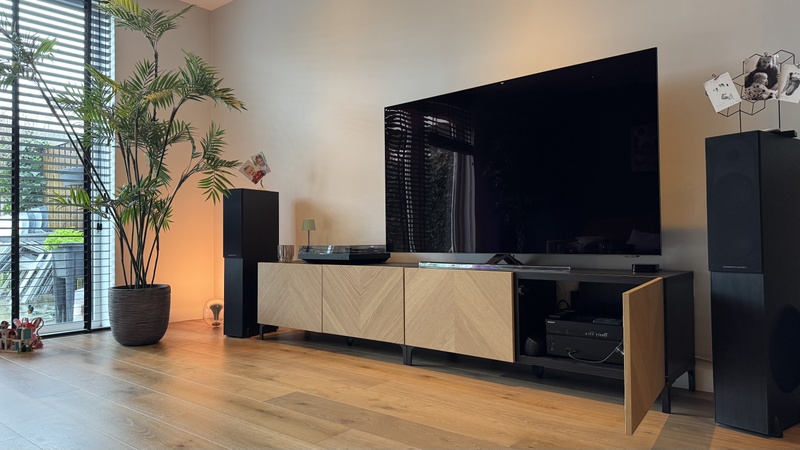 Afbeeldingslocatie: https://tweakers.net/i/i5M3aGtubryN8LRg9wMJCYAjtUY=/800x/filters:strip_icc():strip_exif()/f/image/eNMe1dgGuya3SBWFq7Fp6VTF.jpg?f=fotoalbum_large