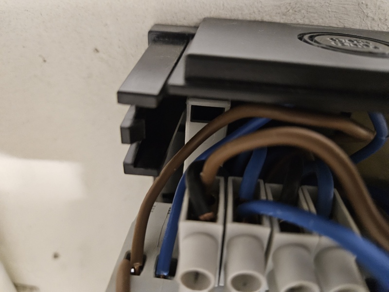 Afbeeldingslocatie: https://tweakers.net/i/i601aQKJ0Jmpia-xI3vexJCTV0w=/800x/filters:strip_icc():strip_exif()/f/image/Nq2yeAghU9lczPCReEzHUyE0.jpg?f=fotoalbum_large