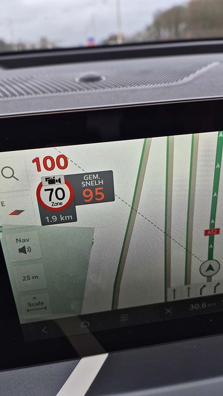 Afbeeldingslocatie: https://tweakers.net/i/iEXQ77IOouOx1iccMFJWY0GsdHc=/x800/filters:strip_icc():strip_exif()/f/image/S6Zi7bqNEBT8aRffibmXmPV4.jpg?f=fotoalbum_large