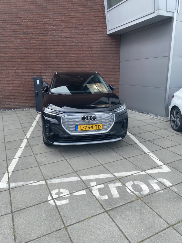 Afbeeldingslocatie: https://tweakers.net/i/iFbQUk9wOhL5-OSjr3QiOgy9oHk=/x800/filters:strip_icc():strip_exif()/f/image/gKZHRYdOswVrRVWm2cC1rKxp.jpg?f=fotoalbum_large