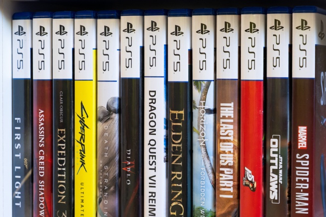 Fysieke games PS5-games schijfjes PlayStation 5. Foto: Tweakers