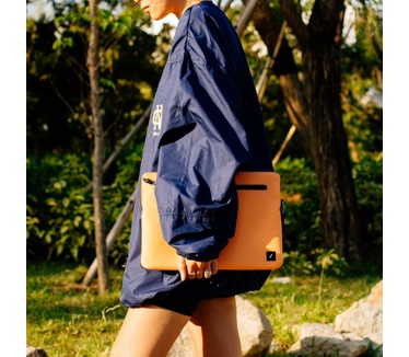 Native Union Ultralight Sleeve