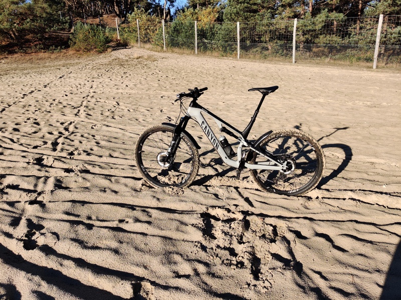 Afbeeldingslocatie: https://tweakers.net/i/iJnsI5CC_v6GIxUzGa8oyQJ9xKk=/800x/filters:strip_icc():strip_exif()/f/image/E78G9wVOITTKGewAuHTGgZHr.jpg?f=fotoalbum_large