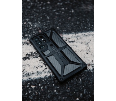 Urban Armor Gear Monarch