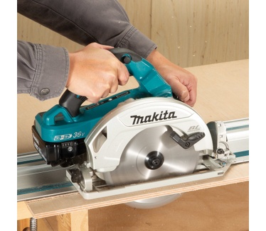 Makita DHS783ZJU