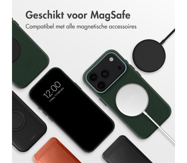 Accezz MagSafe Leather Backcover voor de Apple iPhone 18 Pro / 17 Pro - Cedar Green