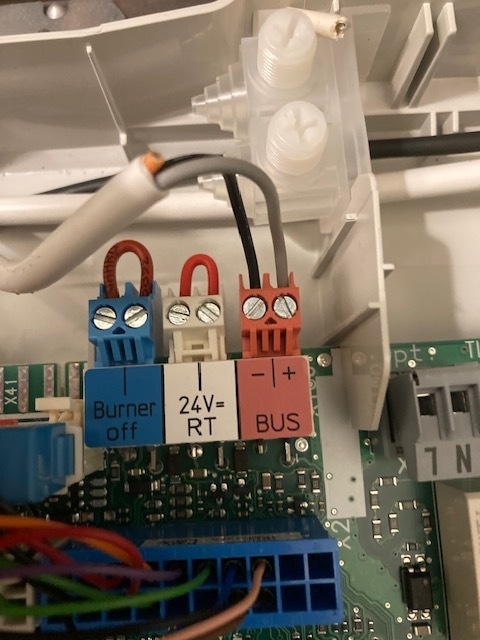 Afbeeldingslocatie: https://tweakers.net/i/iSUbYzyD1Fr-VrhsEwGG64lpg5g=/fit-in/4920x3264/filters:max_bytes(3145728):no_upscale():strip_icc():strip_exif()/f/image/DgTZ9WVM5BCMuOEkaKyF20cH.jpg?f=user_large