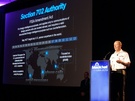 NSA-directeur Keith Alexander spreekt op Black Hat