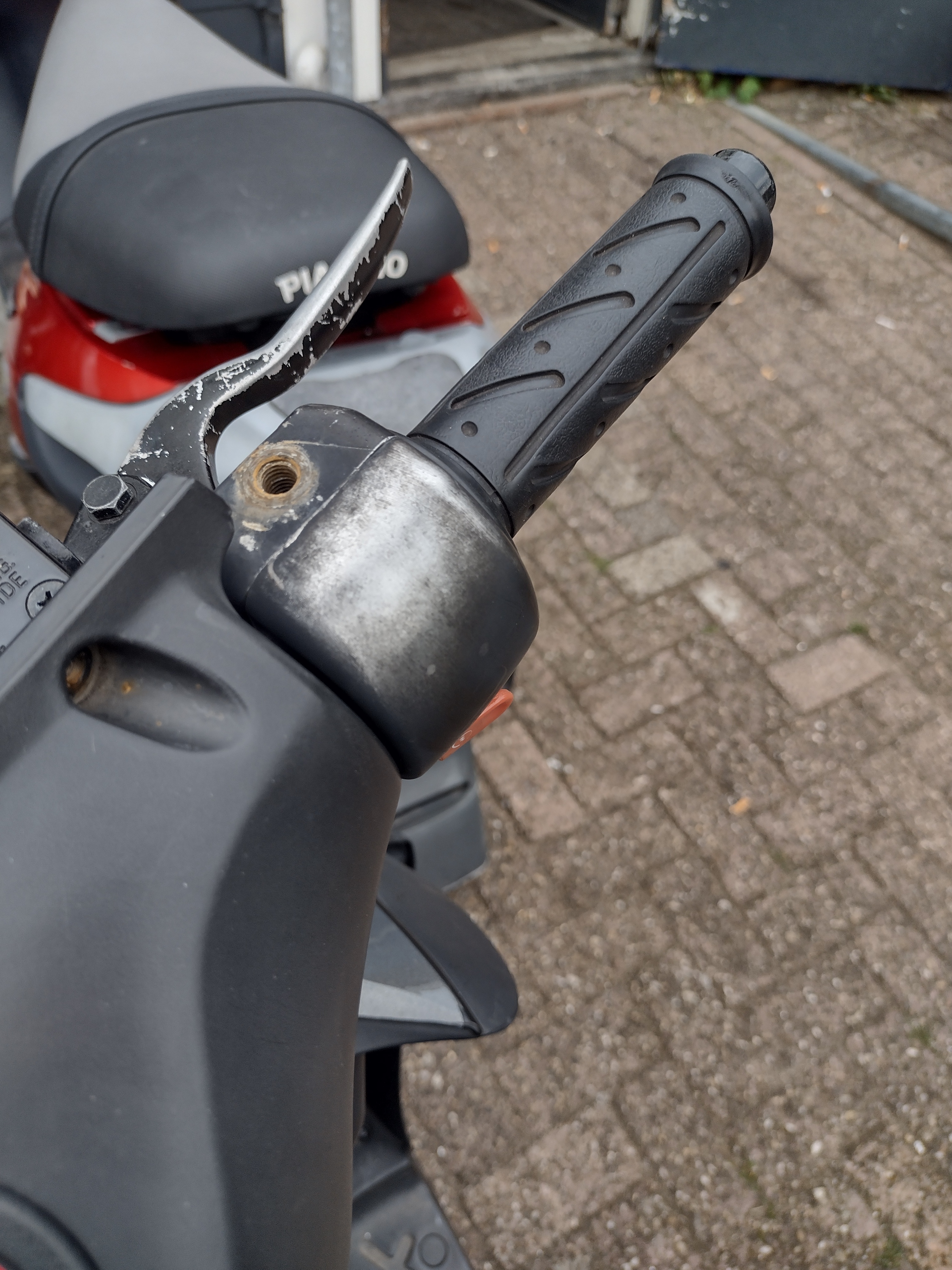 Afbeeldingslocatie: https://tweakers.net/i/iT_wopdI7FSyGH3PfZY22M5C8jU=/full-fit-in/4920x3264/filters:max_bytes(3145728):no_upscale():strip_icc():fill(white):strip_exif()/f/image/Uw2VT0oKJuRB5x52M6QpFHaf.jpg?f=user_large