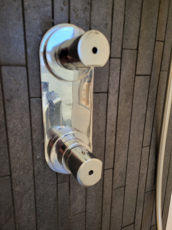 Afbeeldingslocatie: https://tweakers.net/i/iVSgzT7pUnAG1RqSiI8NS7Chyp0=/x800/filters:strip_icc():strip_exif()/f/image/VwkP3zqeDL2j97DXRWtSSmSV.jpg?f=fotoalbum_large