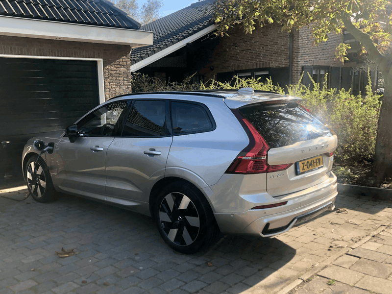 Afbeeldingslocatie: https://tweakers.net/i/iZLhr9TH8O5YnLlTZEeeRzC0_0Y=/800x/filters:strip_exif()/f/image/F5RpLq6oECm3Ww0hxrnsi76B.png?f=fotoalbum_large