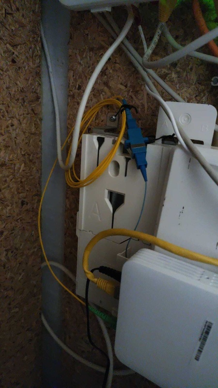 Afbeeldingslocatie: https://tweakers.net/i/ibk0i43RLdpdIrHQHHfvImeQxCA=/x800/filters:strip_icc():strip_exif()/f/image/ugNC3JiqoaDIKJKg8tJSP4Tw.jpg?f=fotoalbum_large