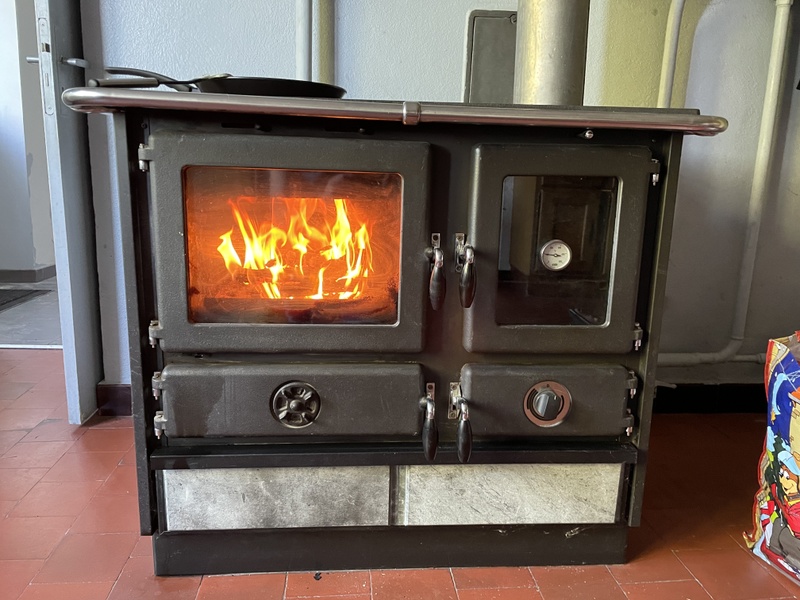 Afbeeldingslocatie: https://tweakers.net/i/ictWBGeQVP2mFvS0kclD_ZmCjO8=/800x/filters:strip_icc():strip_exif()/f/image/QPauL16Lr82U5XXOiU9LsJdU.jpg?f=fotoalbum_large