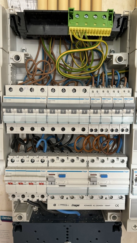 Afbeeldingslocatie: https://tweakers.net/i/icwxEnbCf5RIWV4dwqad3uw4AFw=/x800/filters:strip_icc():strip_exif()/f/image/hSslmqXoabt4KAuGETOOWKiO.jpg?f=fotoalbum_large