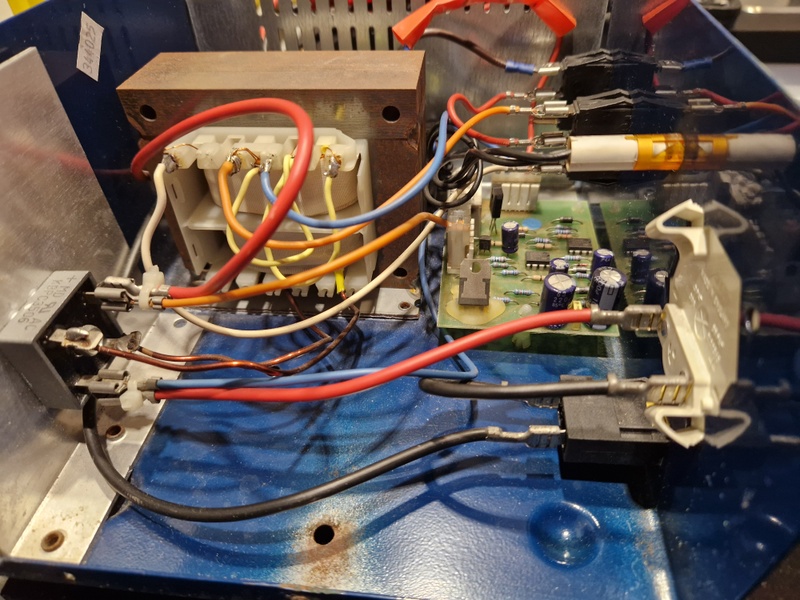 Afbeeldingslocatie: https://tweakers.net/i/ifrcUbwwAguZmCo6L0zNpM9M7FA=/800x/filters:strip_icc():strip_exif()/f/image/9g94hJKfBgTlZuGFurOQGANp.jpg?f=fotoalbum_large
