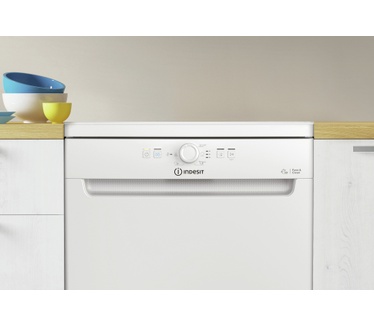 Indesit DFE 1B19 14