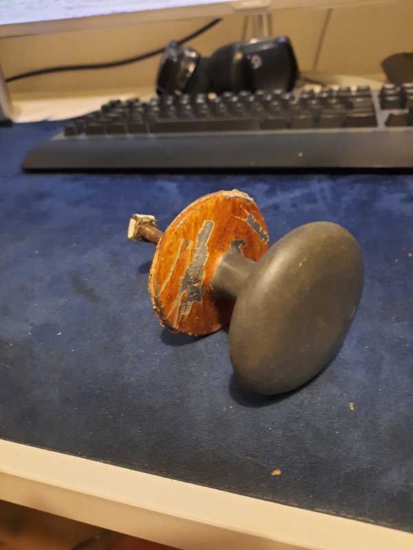 Afbeeldingslocatie: https://tweakers.net/i/ijnNoC2Egx93joA5cGvMebUNOmc=/x800/filters:strip_icc():strip_exif()/f/image/iZKMTXbvSfw1xv1L4ikBdaUE.jpg?f=fotoalbum_large