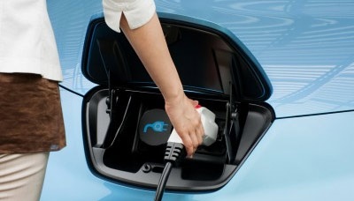 Universele standaard afgesproken voor snellaadsysteem ev