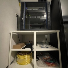 Afbeeldingslocatie: https://tweakers.net/i/ik_AJRHYwA3h63sumuaKx9D8l3A=/232x232/filters:strip_icc():strip_exif()/f/image/SG5dQth6QeQb8mRzWBzQPBUY.jpg?f=fotoalbum_tile