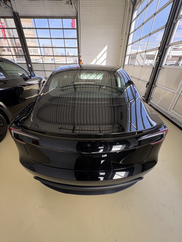 Afbeeldingslocatie: https://tweakers.net/i/ilFo4Tx5juwsi4IKJXKXgSht85o=/x800/filters:strip_icc():strip_exif()/f/image/QQmFhJ50qzOVecxoVAhIS81G.jpg?f=fotoalbum_large