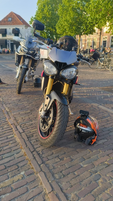 Afbeeldingslocatie: https://tweakers.net/i/imLEPGMPrpcExOlU2NyhxA5Y9-0=/x800/filters:strip_icc():strip_exif()/f/image/AyTWDiJulPs599MX3oMSfTyQ.jpg?f=fotoalbum_large