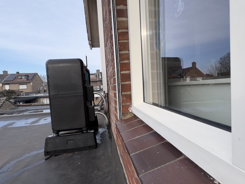 Afbeeldingslocatie: https://tweakers.net/i/imQY5ZkqGN7kI3H_K5tjSJDqvjU=/800x/filters:strip_icc():strip_exif()/f/image/no31TvPFI96wULXEg06r4Q8x.jpg?f=fotoalbum_large