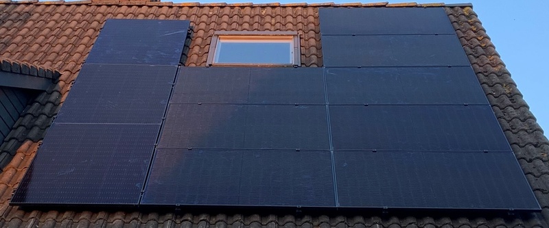 Afbeeldingslocatie: https://tweakers.net/i/ipYvQBPtOSlS6HMM7OLTSCG6xsk=/800x/filters:strip_icc():strip_exif()/f/image/PioEO7agaGErVlWbhMp0jcQb.jpg?f=fotoalbum_large