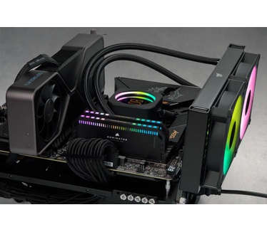 Corsair CMT64GX5M2B6000C40