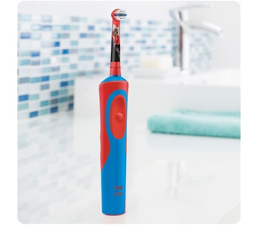 Oral-B Stages Power STAR WARS tandenborstel + reisetui