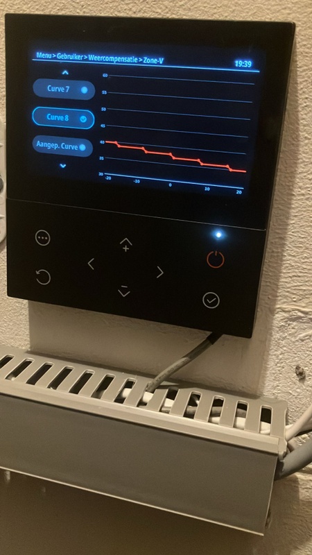 Afbeeldingslocatie: https://tweakers.net/i/irSH0o26XU6xAzBro0fBgnDNbtc=/x800/filters:strip_icc():strip_exif()/f/image/m60KEdPZ9MOolfeE1uJSVgrz.jpg?f=fotoalbum_large