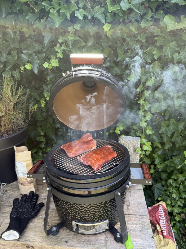Afbeeldingslocatie: https://tweakers.net/i/irfuir0EumHUPJe5YayVpfEjamc=/x800/filters:strip_icc():strip_exif()/f/image/LK1yckbR2dYHCMlSZGh6XnVs.jpg?f=fotoalbum_large