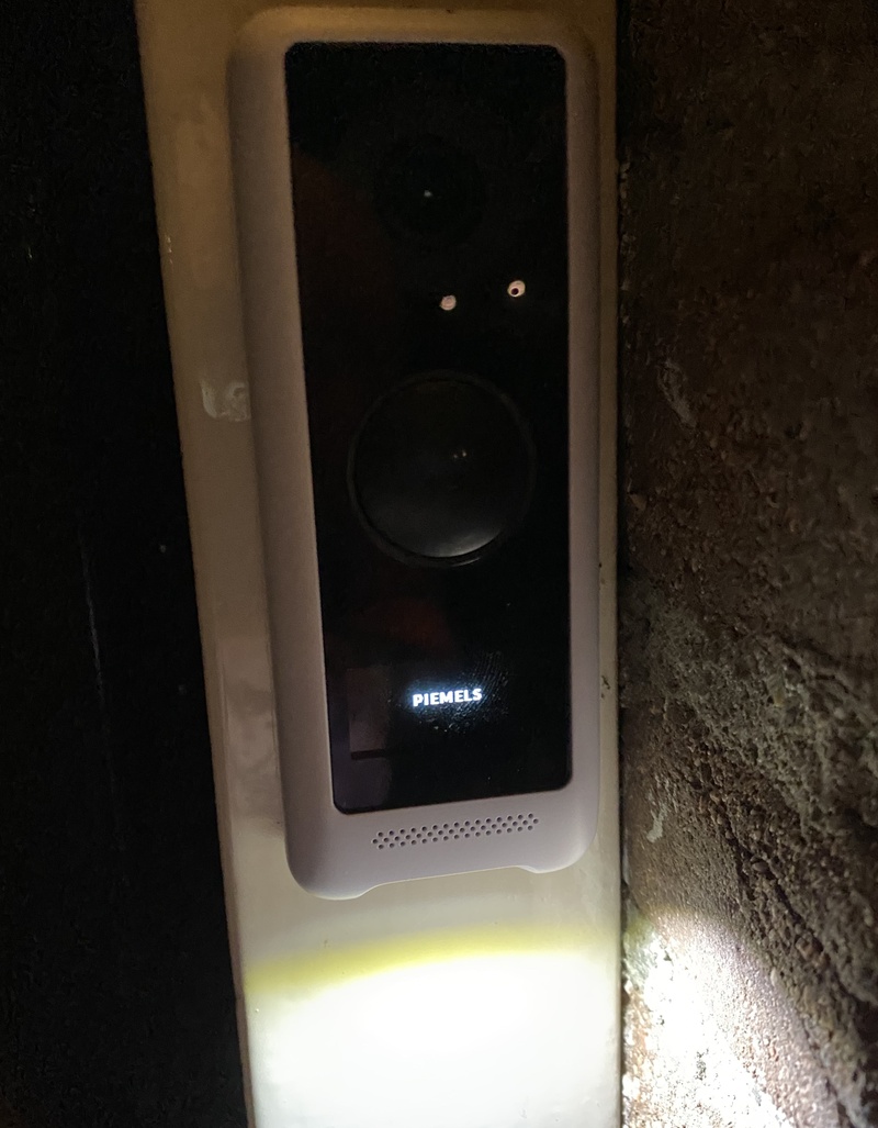 Afbeeldingslocatie: https://tweakers.net/i/iuMOge_EMzDE7mH1IgURN55F2aw=/800x/filters:strip_icc():strip_exif()/f/image/OabC16x2VAAaXzYfig5c52Ug.jpg?f=fotoalbum_large