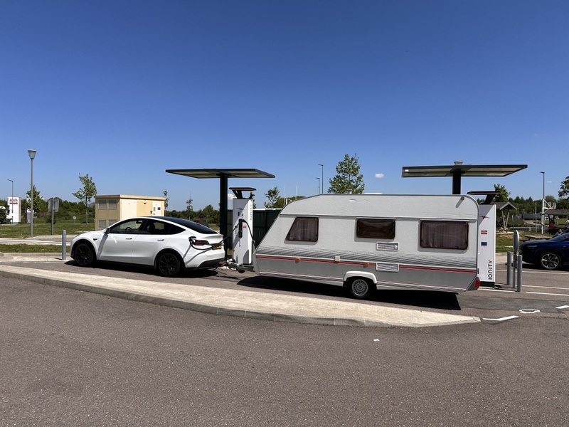 Afbeeldingslocatie: https://tweakers.net/i/ivmVYdkRr9E8vGEDrshdORpQuew=/800x/filters:strip_icc():strip_exif()/f/image/X5zVEWxF2aftg7CeTJ8lzakp.jpg?f=fotoalbum_large